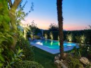 Castello Villa Daphnes - Private Pool & Whirlpool – zdjęcie 3