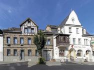 Apartmenthaus Burgenheimat In Rhens Bei Koblenz
