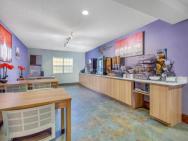 Microtel Inn & Suites By Wyndham Lillington/campbell University