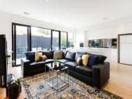 Boutique Stays - Murrumbeena Place 1