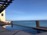 Brand New Luxury 5 Bedroom Villa With Sea View