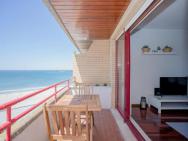 Liiiving In Matosinhos - Sea Beach Apartment