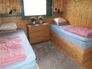 Nice Home In Oskarstrm With 3 Bedrooms, Sauna And Jacuzzi – zdjęcie 5