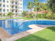 Amazing Apartment In El Campello With 2 Bedrooms, Wifi And Outdoor Swimming Pool