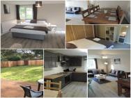 5 Bed Camberley Airport Accommodation – zdjęcie 3