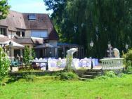 Villa De 4 Chambres Avec Vue Sur Le Lac Jardin Clos Et Wifi A Courtenay – zdjęcie 1