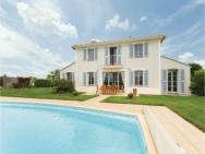 Nice Home In Laiguillon Sur Vie With 4 Bedrooms And Outdoor Swimming Pool – photo 7