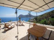 2 Bedrooms House At Lipari 300 M Away From The Beach With Sea View Furnished Terrace And Wifi