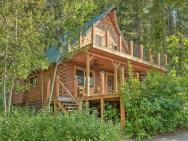 Alpine Adventures Cozy Log Cabin With Deck And Views!