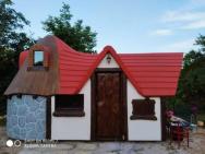 Immaculate 2-bed Cottage Near Krka Waterfalls