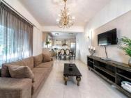 Ioannas Luxury Apartment