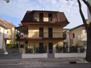 Apartments In Lignano Sabbiadoro 39726