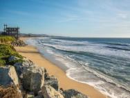 Beach Villa Home - Walk To Beaches Trails Restaurants Activities & More