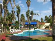 Hotel Las Palmas Midway Inn – photo 1