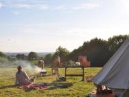 Immaculate And Cosy Bell Tent In Shaftesbury Uk – photo 2