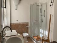 Villa Rosella - Appartamento 1 - Con Piscina - A 150 M Dal Mare – zdjęcie 3