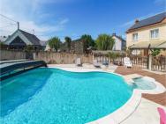 Stunning Home In Crossac With 2 Bedrooms, Wifi And Outdoor Swimming Pool – photo 3