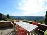 Cozy House In Rochehaut With Beautiful Views And Hot Tub