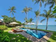 Ban Haad Sai - Beachfront Private Villa