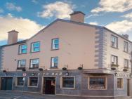 3 Bedroom Luxury Apartment Across The Street From The Cashel Palace Hotel – photo 3