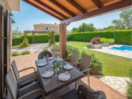 Stunning Home In Vosteni W/ Outdoor Swimming Pool And 3 Bedrooms – zdjęcie 5