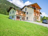 Beautiful Modern Apartment In Weissensee Carinthia Near The Ski Area