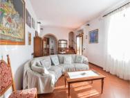 Amazing Home In Pietrasanta With 4 Bedrooms, Wifi And Indoor Swimming Pool – zdjęcie 4