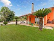 Nice Home In Martinsicuro With 4 Bedrooms And Wifi – photo 2