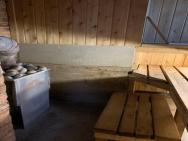 Rustic 2b Cabin W/sauna On Farm, Free Wifi/parking – photo 5