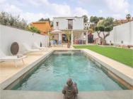 Nice Home In El Vendrell With Outdoor Swimming Pool, Private Swimming Pool And 4 Bedrooms