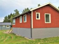 Lakeview Houses Sweden - Red House – photo 2