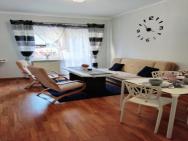 *** Cozy And Bright Apartment (over 50m2) *** – zdjęcie 1