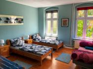 1 Zimmer Apartment Mit Bis Zu 5 Schlafplätzen, Separate Küche Und Bad Mit Garten Und Parkplatz – zdjęcie 2