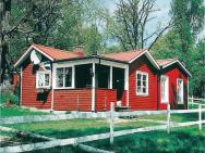 Nice Home In Ljungsarp With 2 Bedrooms, Sauna And Internet