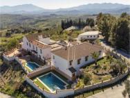 Beautiful Home In Casarabonela With Wifi, 3 Bedrooms And Outdoor Swimming Pool