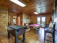 Sunset In The Smokies - Hot Tub And Game Room – photo 2