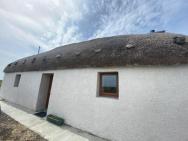 An Taigh Dubh- One Bedroomed Cottage