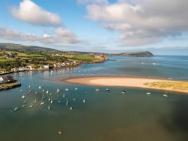 Major House- Luxury Pembrokeshire Coastal Getaway – photo 3