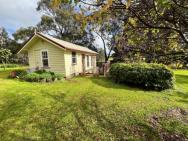 The Dairy Cottage - Lake Lorne - Drysdale