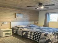 Ahmic Lake Resort Cottages, Camping, Rv Sites