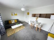 1 Chatsworth Riverscape Apartments - Riverview Apartment In Great Location With Free Parking Overlooking The Gannel Just A Short Walk From Newquays Incredible Beaches And Local Amenities – zdjęcie 7