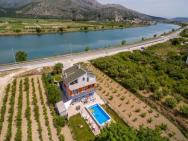 Holiday House With A Swimming Pool Opuzen, Neretva Delta - Usce Neretve - 8818