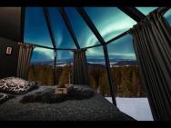 Mountain Glass Room Luxury Getaway For Two - Wild Nature Experience In Sweden