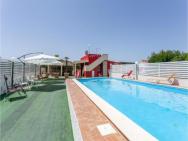 Beautiful Home In S, Maria Del Focallo With Wifi, Outdoor Swimming Pool And Swimming Pool