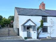 Hurst Cottage, A Cosy 2 Bed Cottage In Dorset