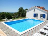 5 Bedrooms Villa With Sea View Private Pool And Enclosed Garden At Buje