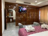 Hotel Hyderabad Grand – photo 7