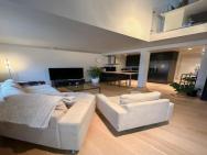 Central Apartment-2 Bedrooms-outdoor Area-free Parking – photo 1