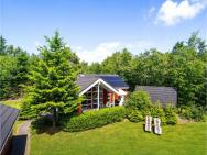 Awesome Home In Oksbl With Sauna, Wifi And 4 Bedrooms