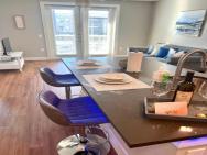 1 Br/luxury Suite/pool/cozy Suite/near Shopping